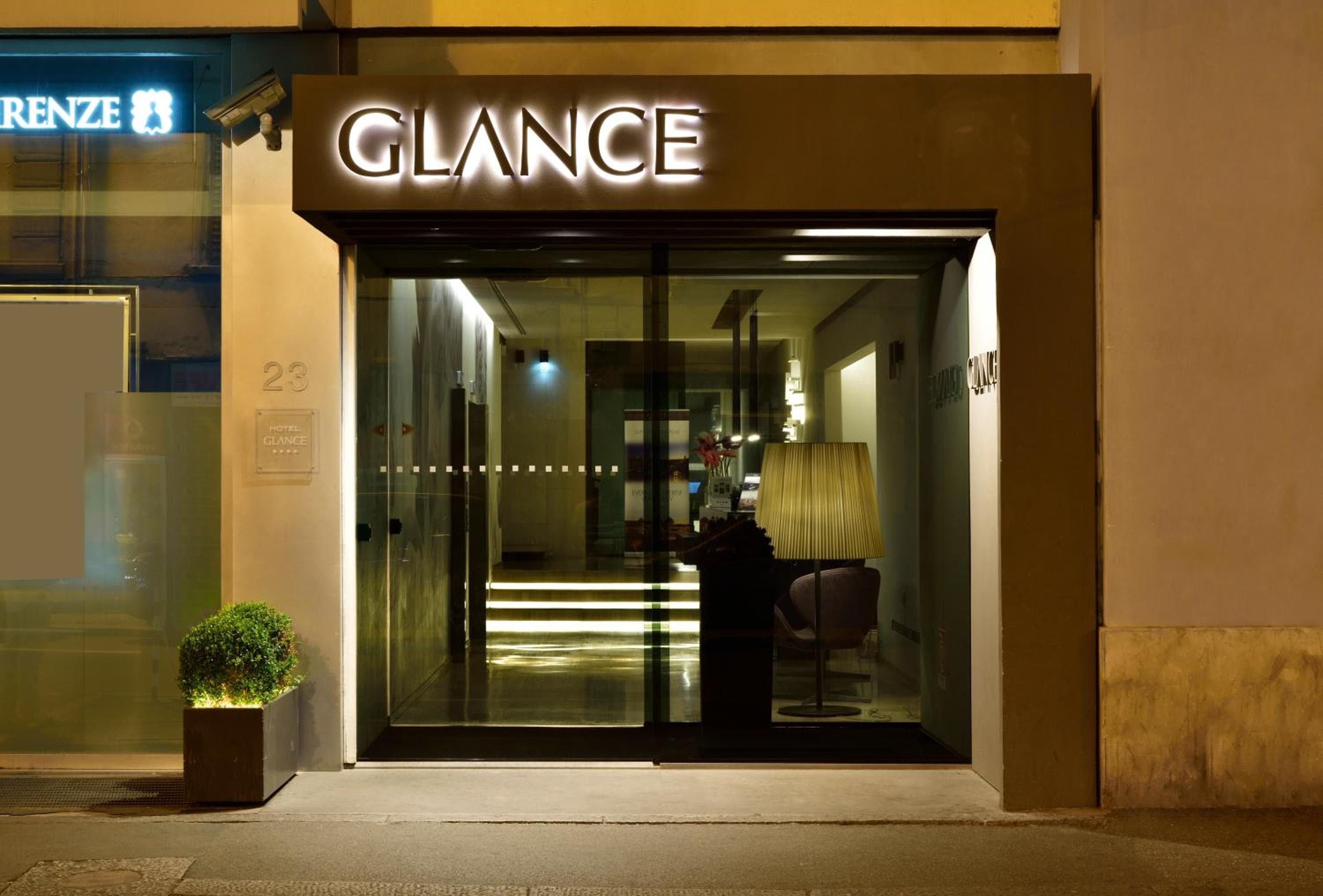 Hotel Glance In Florence