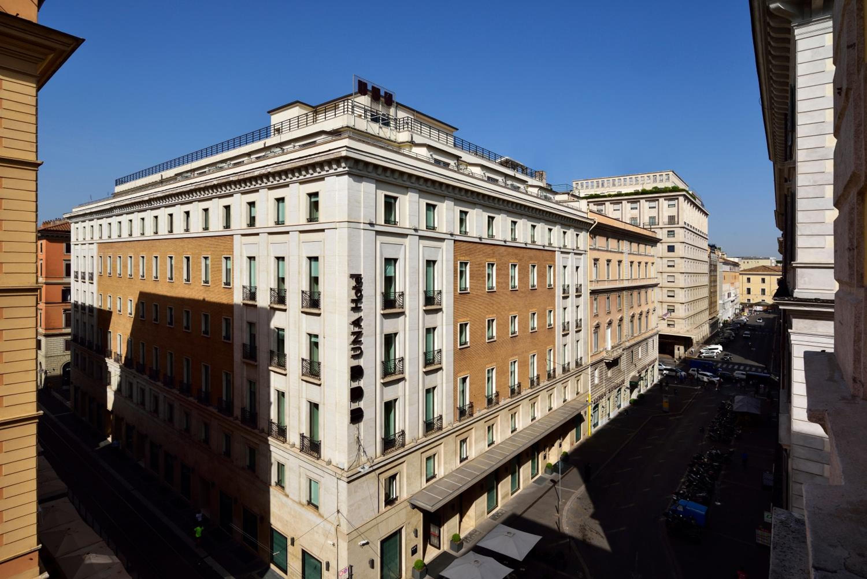 UNA Hotels Decò Roma