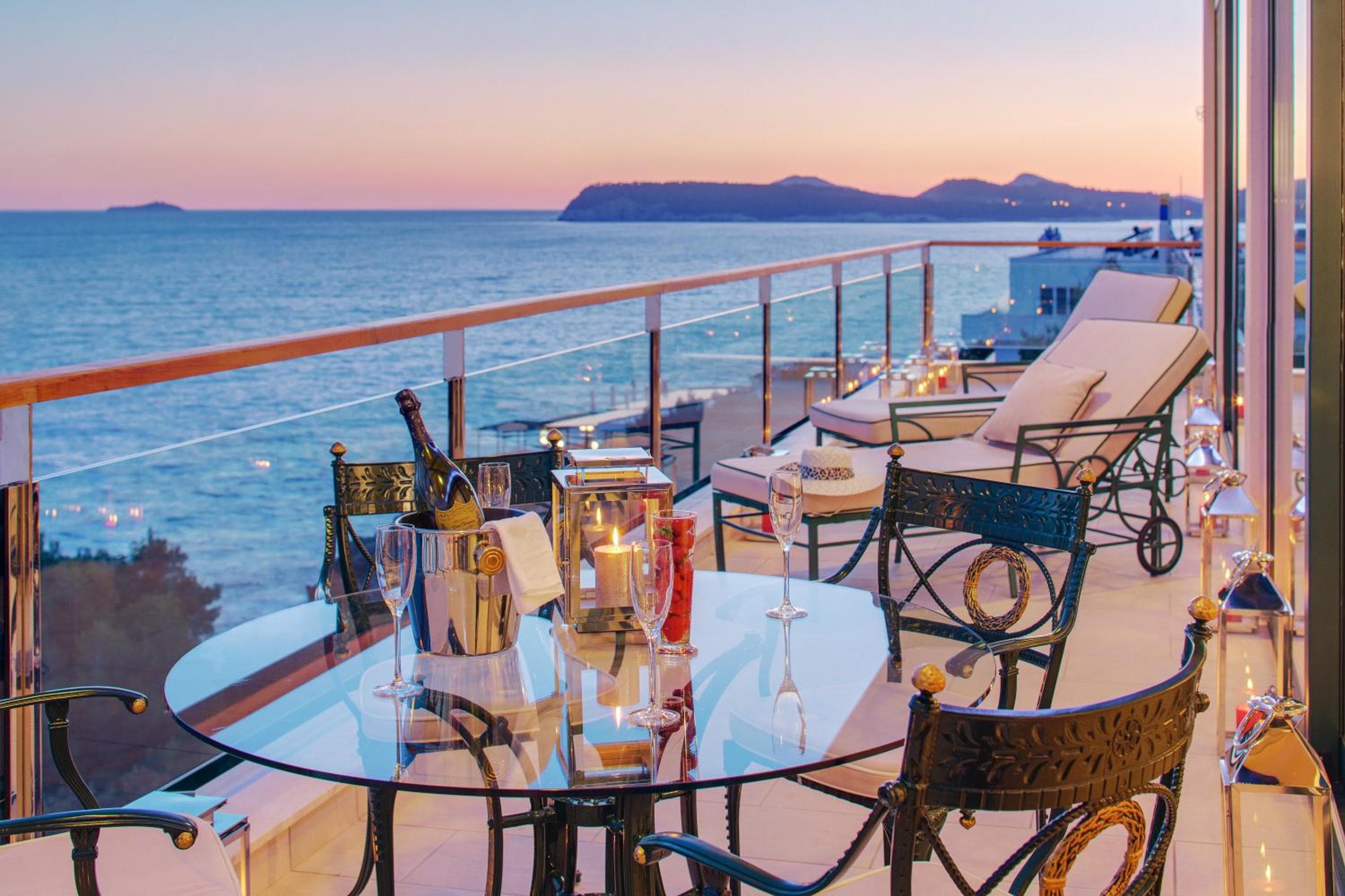Royal Princess Hotel