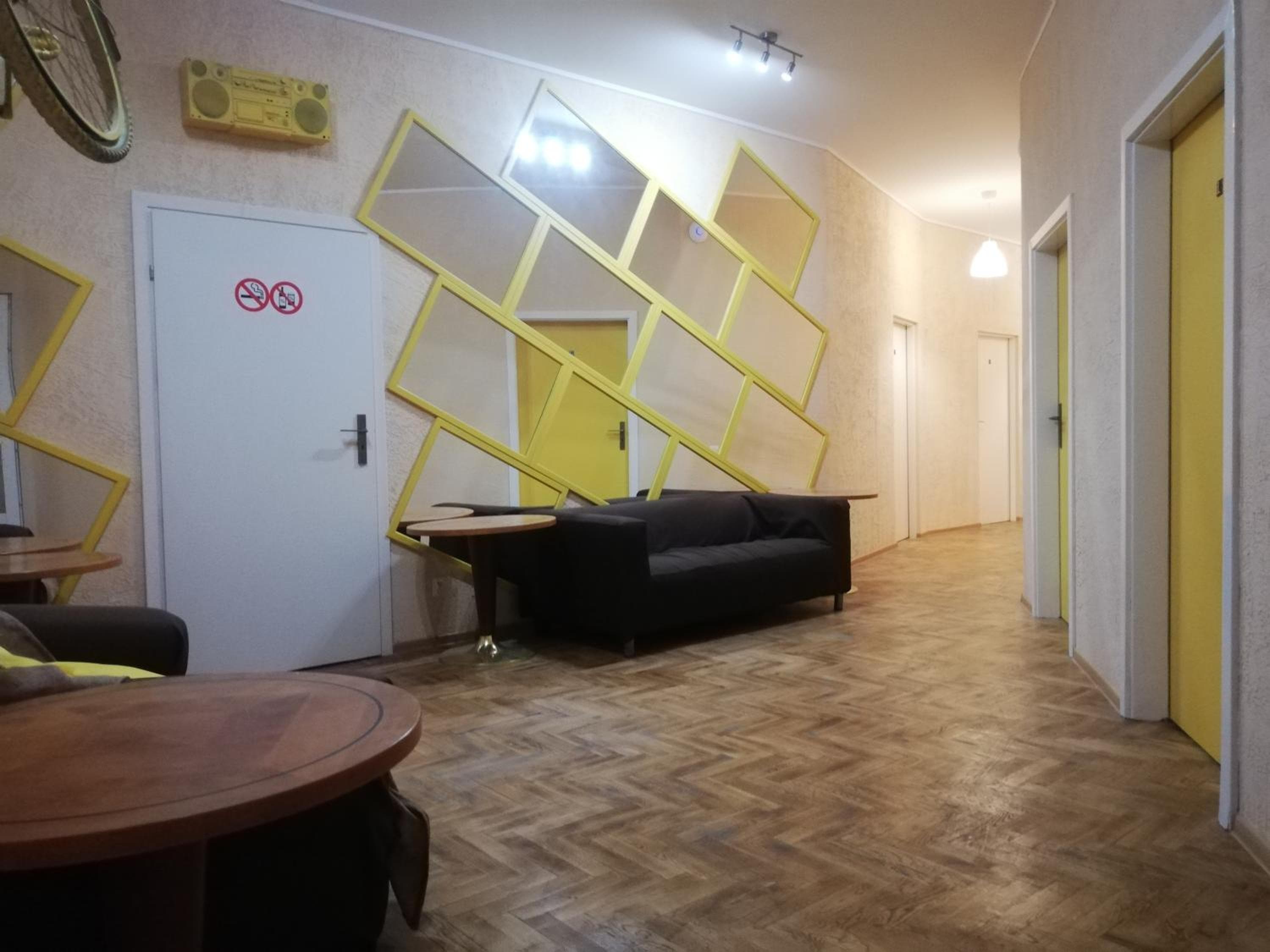 Lorf Hostel&Coffee