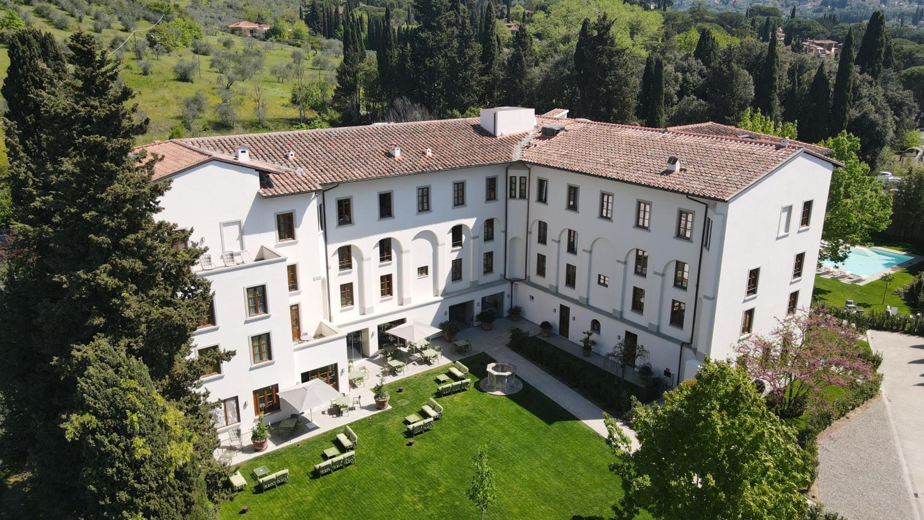 Villa Neroli - Place of Charme