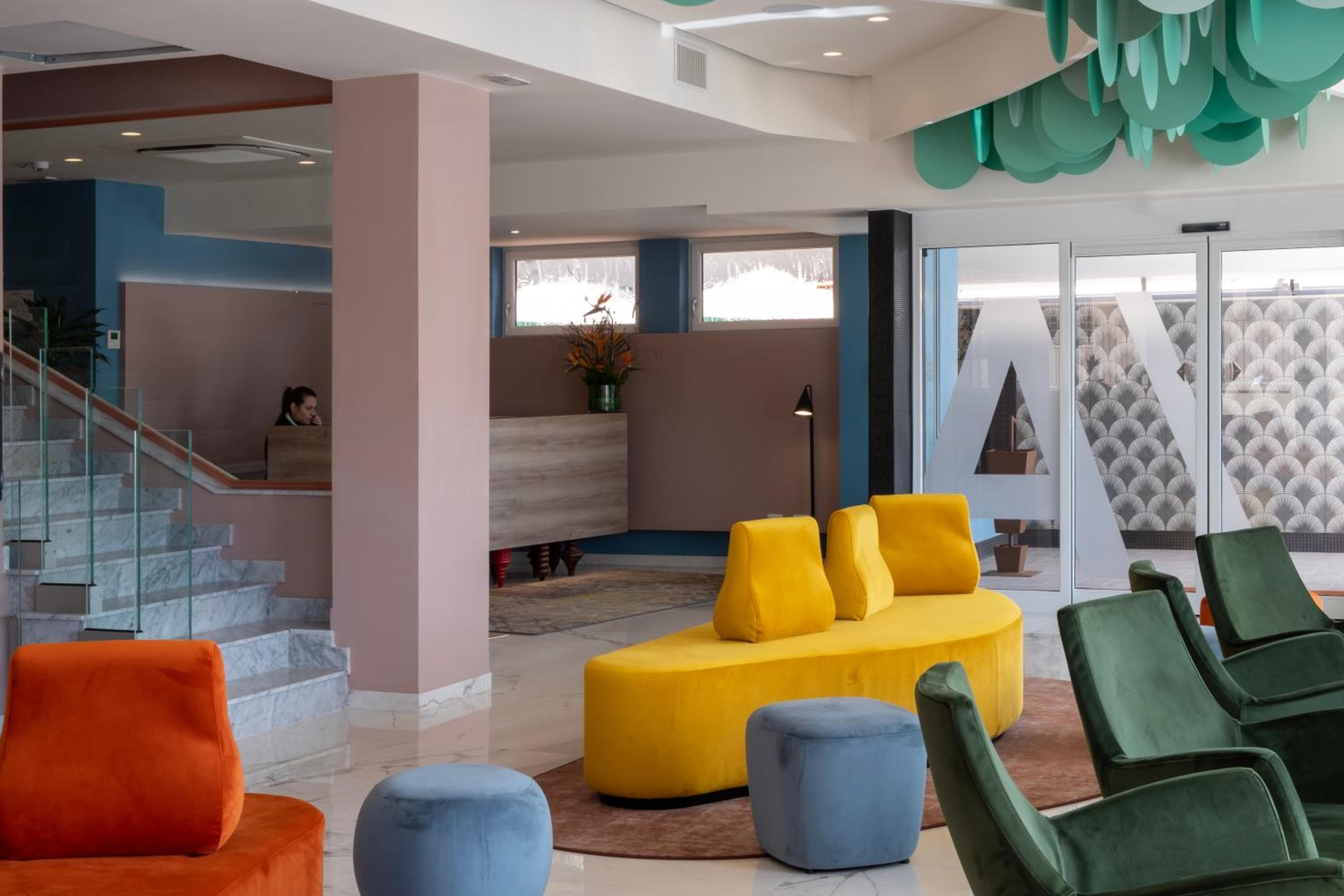 Adesso Hotel