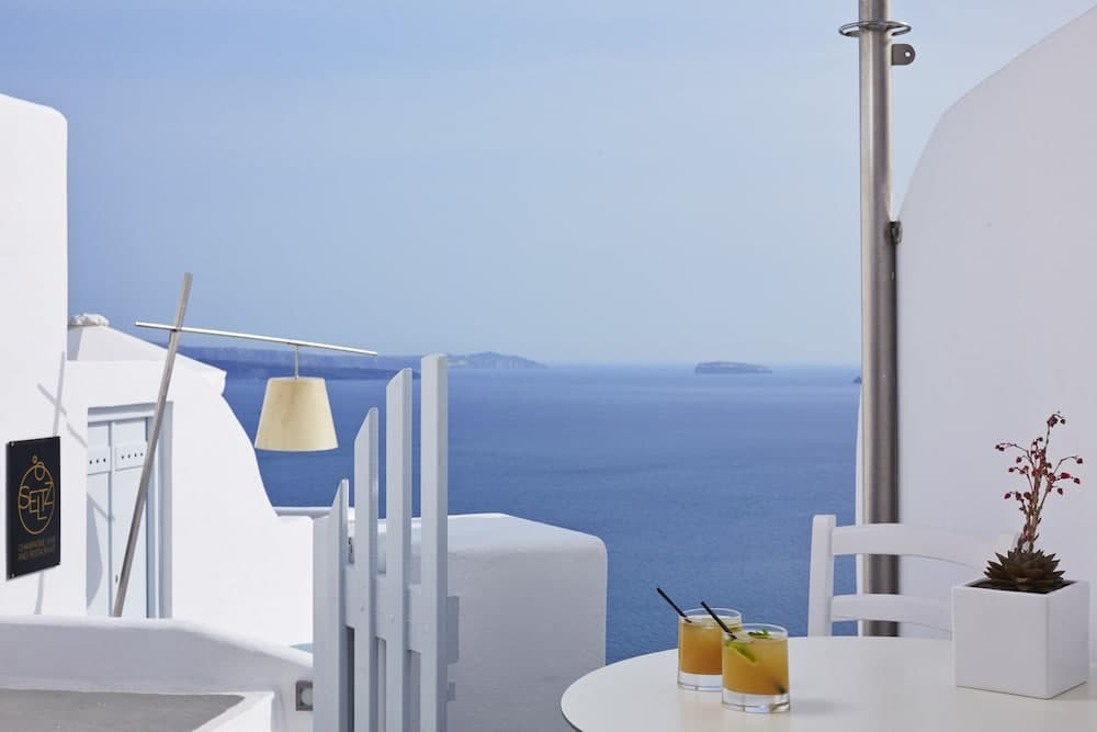 Katikies Santorini - The Leading Hotels Of The World